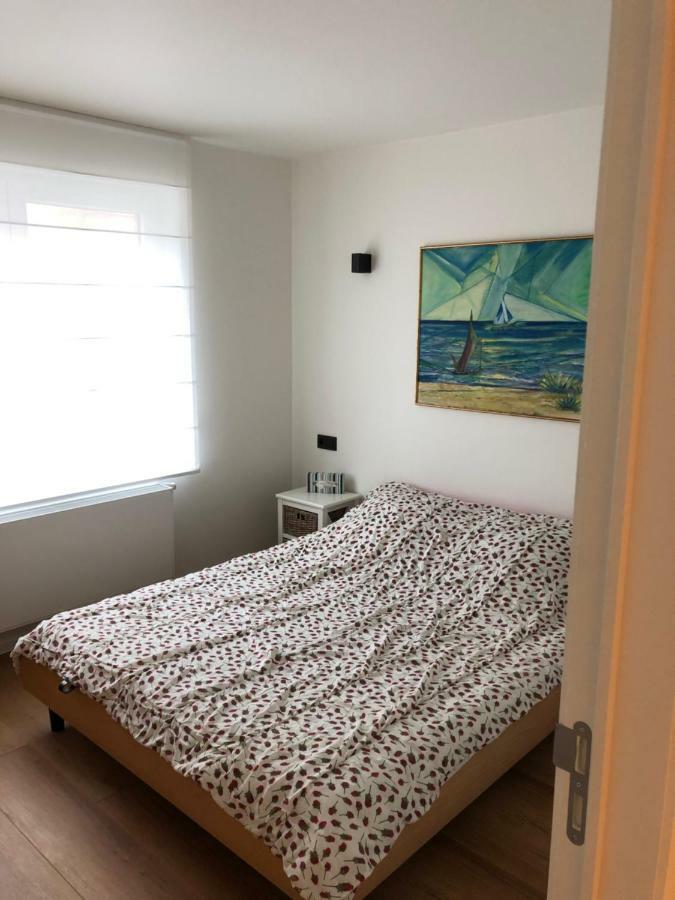 Vakantie Verhuur Gelijkvloers appartement SOL Y MAR Knokke-Heist Buitenkant foto