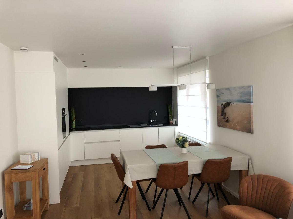 Vakantie Verhuur Gelijkvloers appartement SOL Y MAR Knokke-Heist Buitenkant foto